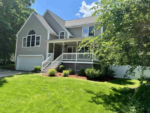 20 Lamprey Village Drive, Epping, NH 03042
