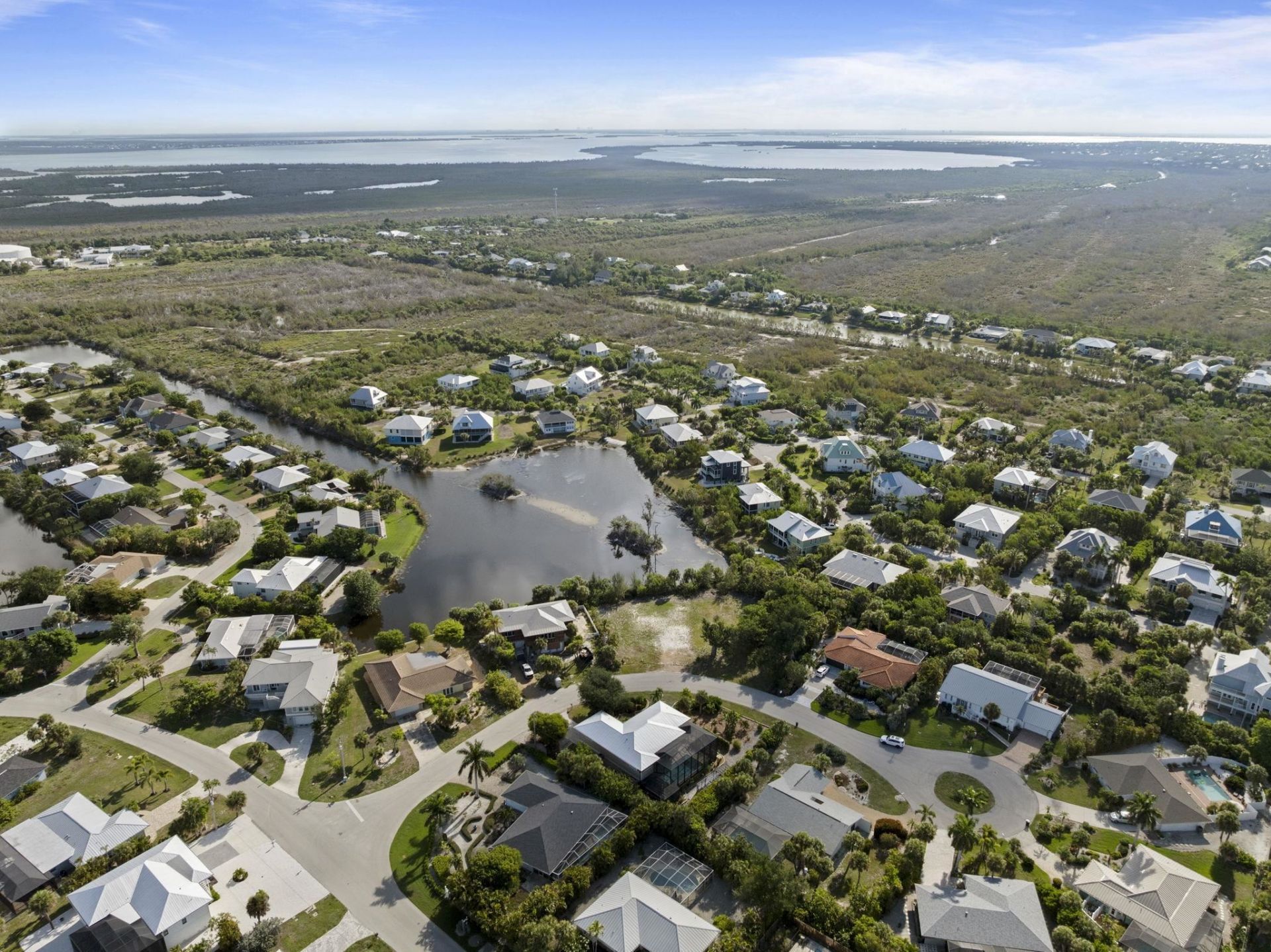 572 Chert Ct, Sanibel, FL 33957 Photo