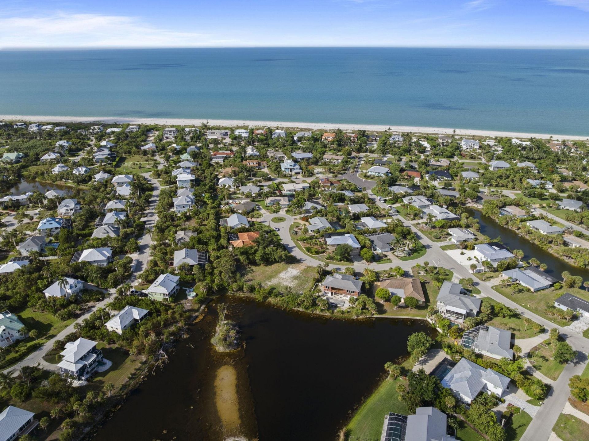 572 Chert Ct, Sanibel, FL 33957 Photo