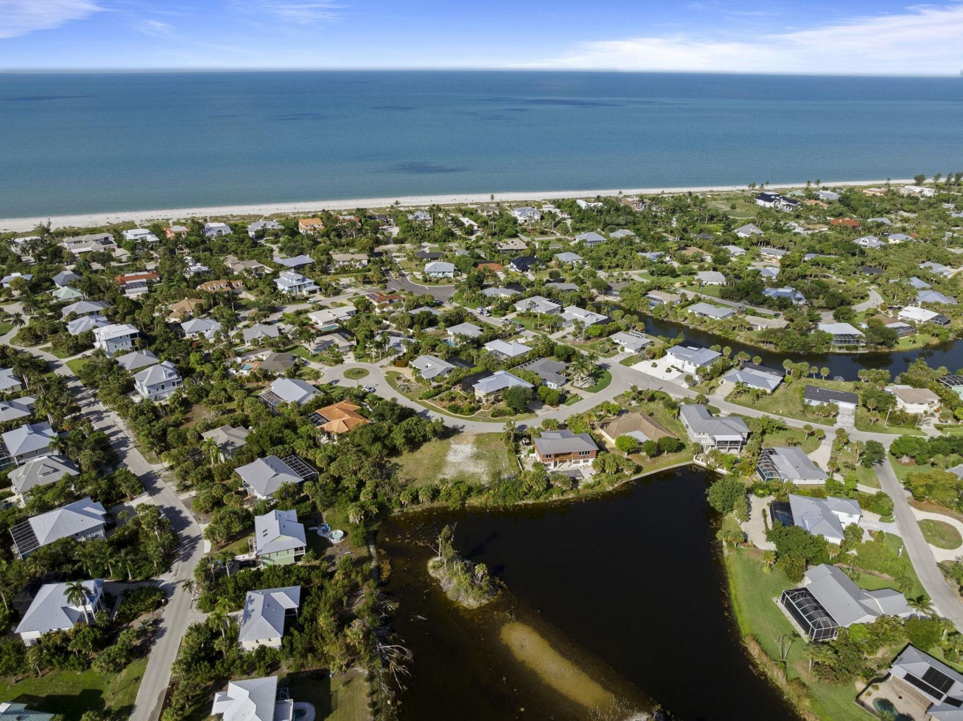 572 Chert Ct, Sanibel, FL 33957 Photo