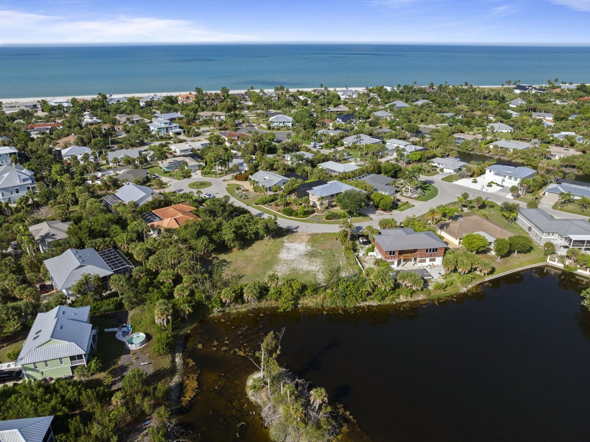 572 Chert Ct, Sanibel, FL 33957 Photo