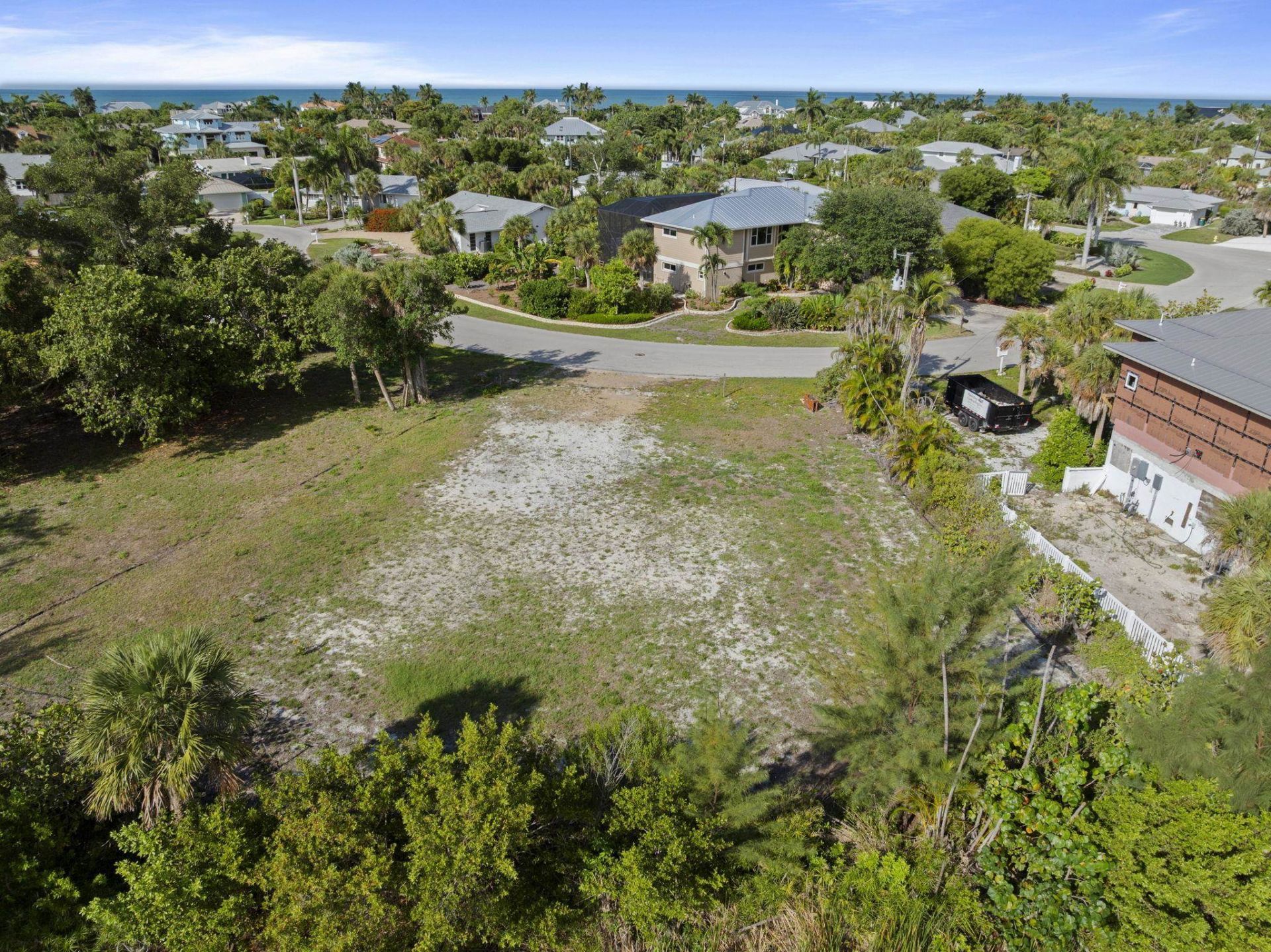 572 Chert Ct, Sanibel, FL 33957 Photo