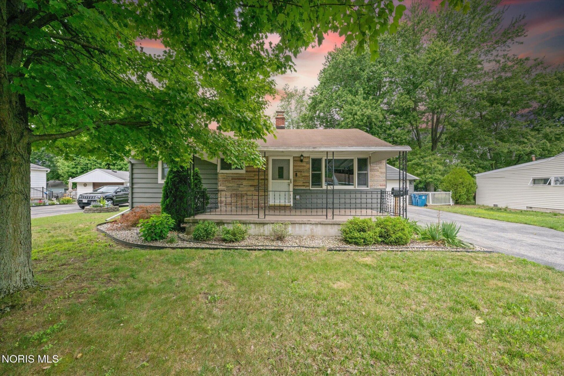 5745 Dornell Drive, Sylvania, OH 43560 Main Photo