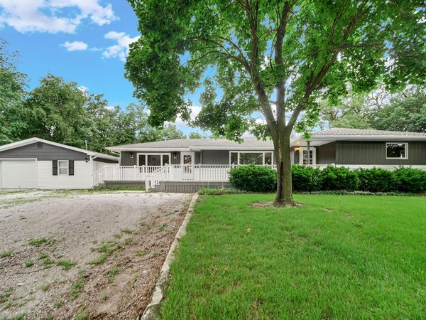 3218 E State Road 55 , Fair Oaks, IN 47943