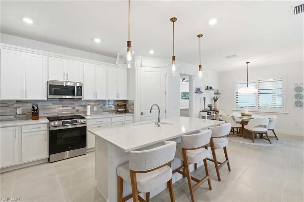 18364 Ridgeline Dr , Estero, FL 33928 Photo