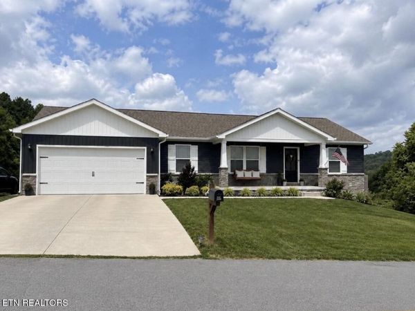 3308 Clouds Rd, New Tazewell, TN 37825