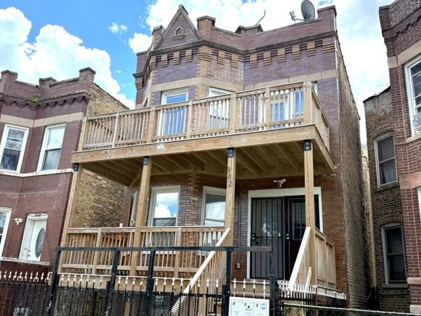 842 N AVERS Avenue , Unit 2, Chicago, IL 60651