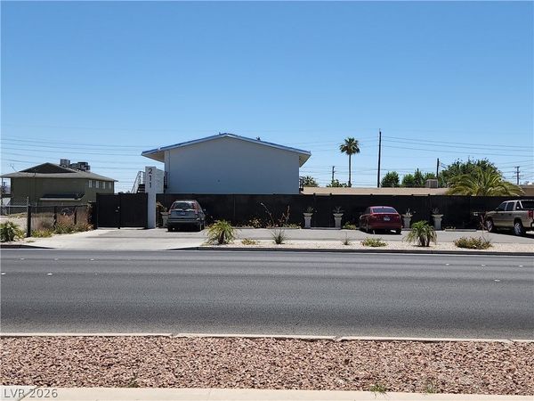 211 S 13th Street , Unit 6, Las Vegas, NV 89101