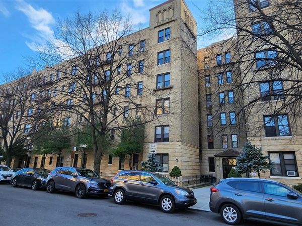 83-52 Talbot Street , Unit 2-E, Kew Gardens, NY 11415