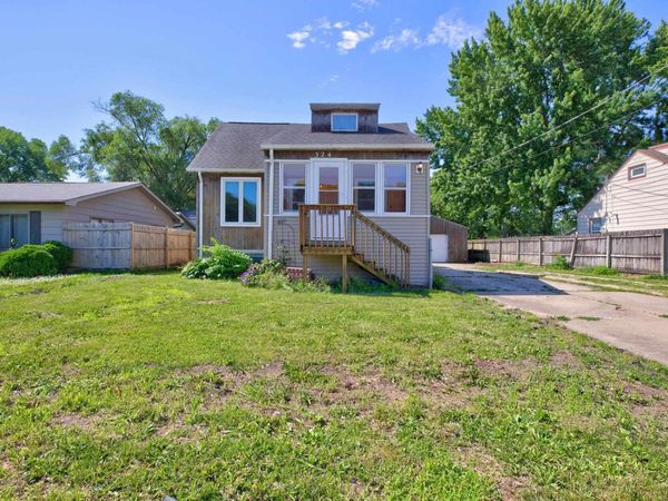 324 Brookside Avenue, Evansdale, IA 50707