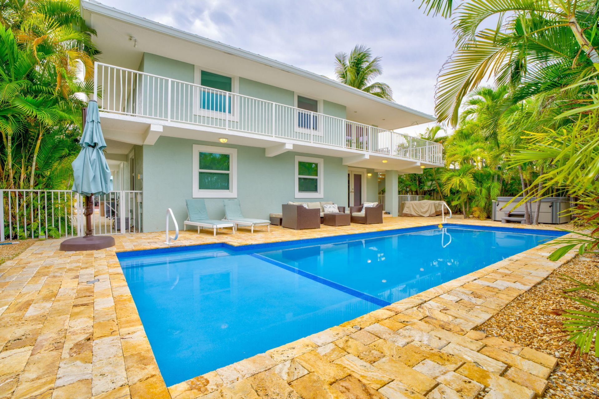 581 10th Street, Key Colony, FL 33051 Photo