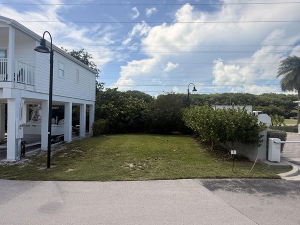 94825 Overseas Highway, Unit 1, KEY LARGO, FL 33037