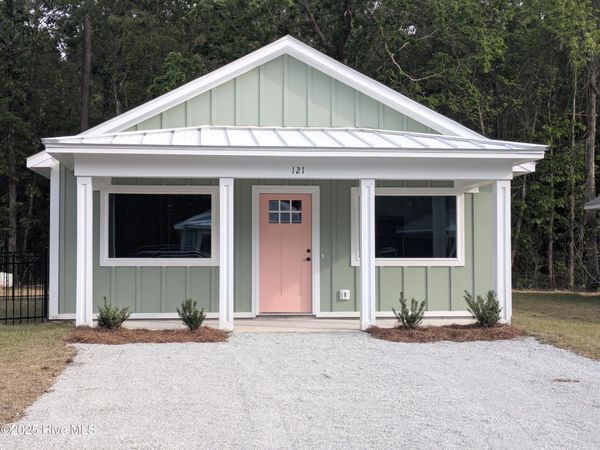 161 Long Pond Loop , Swansboro, NC 28584
