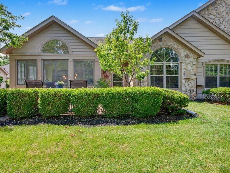 8760 Linksway Drive, Powell, OH 43065 Photo 2
