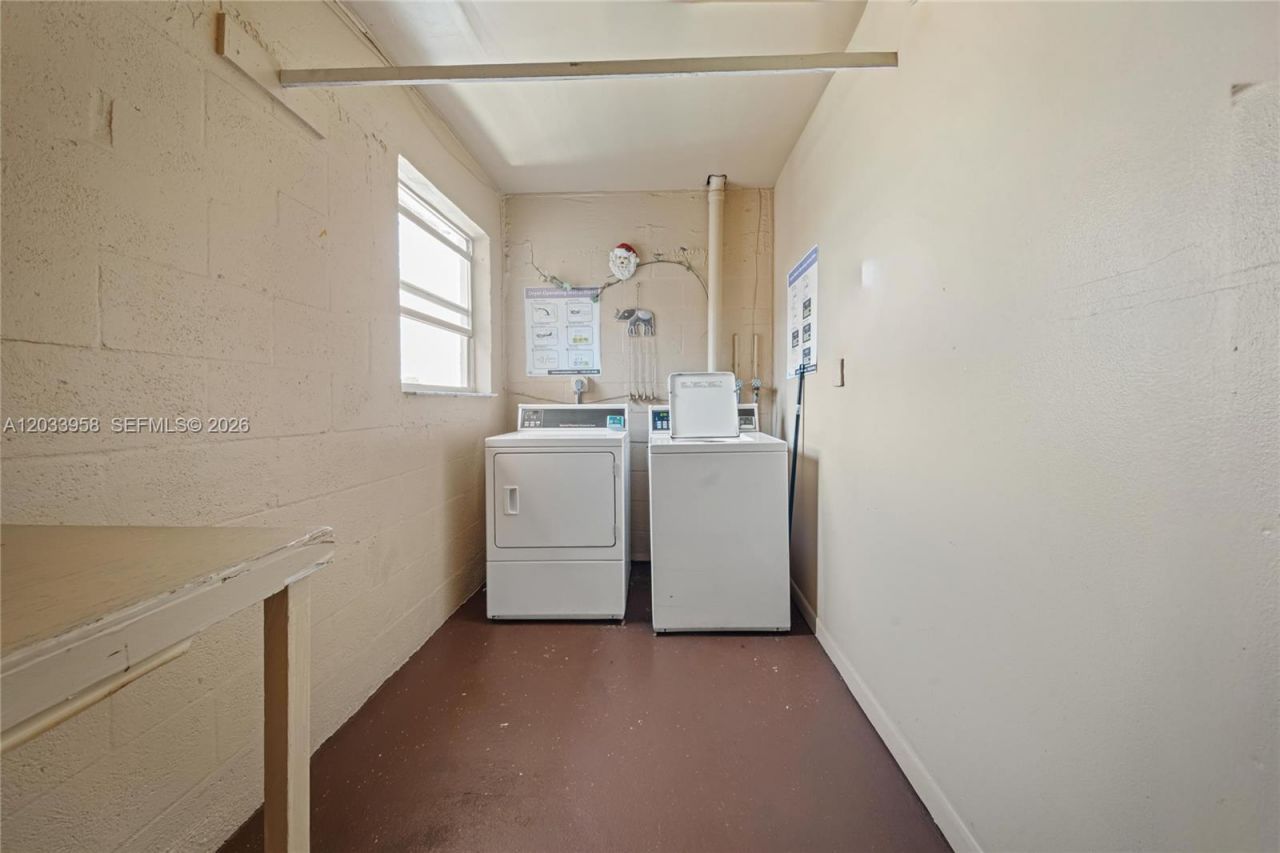 8951 Sunrise Lakes Blvd, Unit 301, Sunrise, FL 33322 Photo