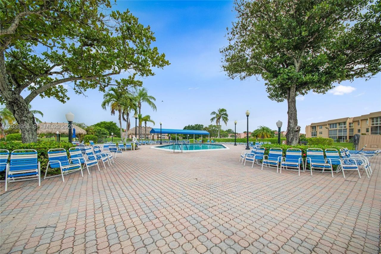 8951 Sunrise Lakes Blvd, Unit 301, Sunrise, FL 33322 Photo