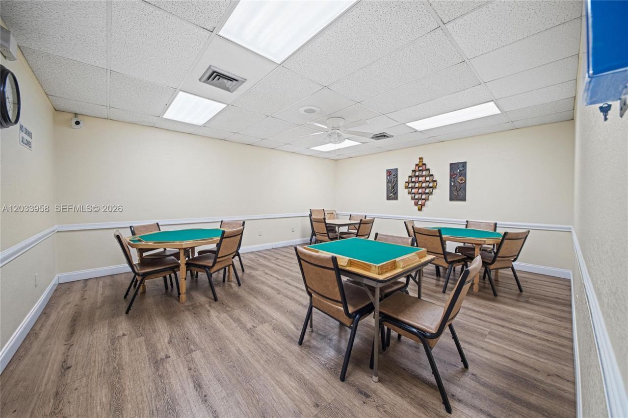 8951 Sunrise Lakes Blvd, Unit 301, Sunrise, FL 33322 Photo