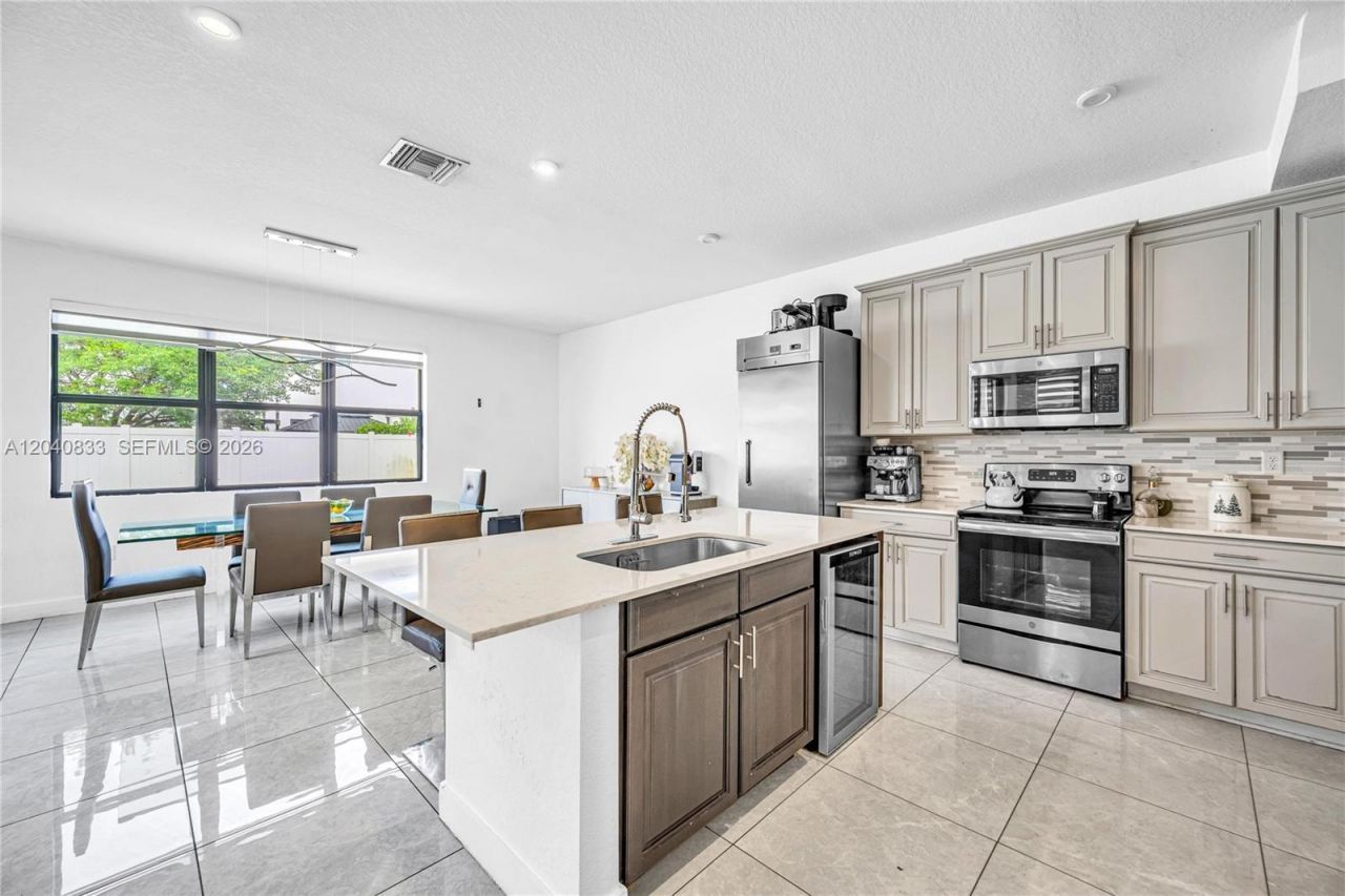 23541 SW 107th Pl , Homestead, FL 33032 Photo