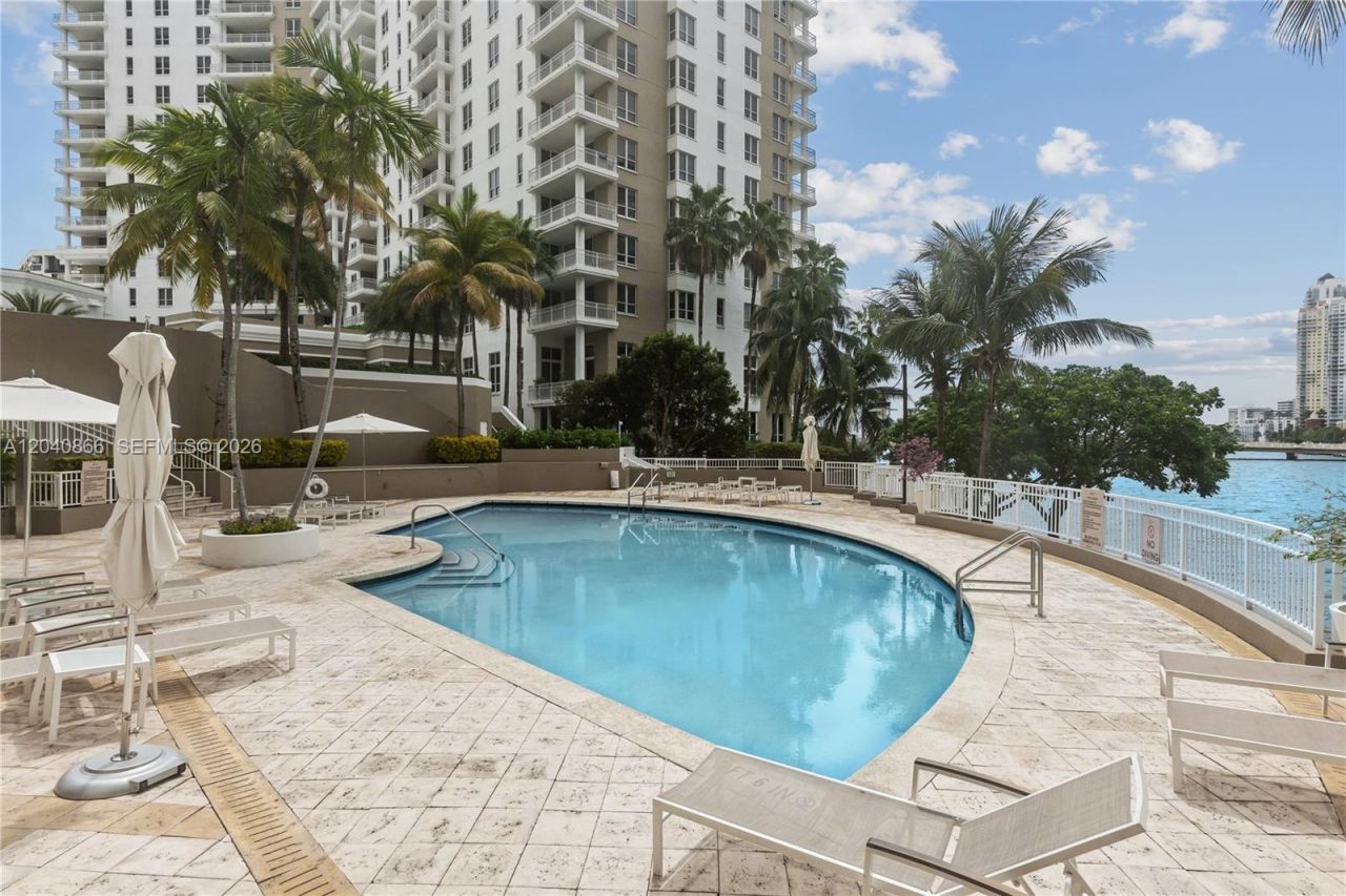 801 Brickell Key Blvd , Unit 707, Miami, FL 33131 Photo