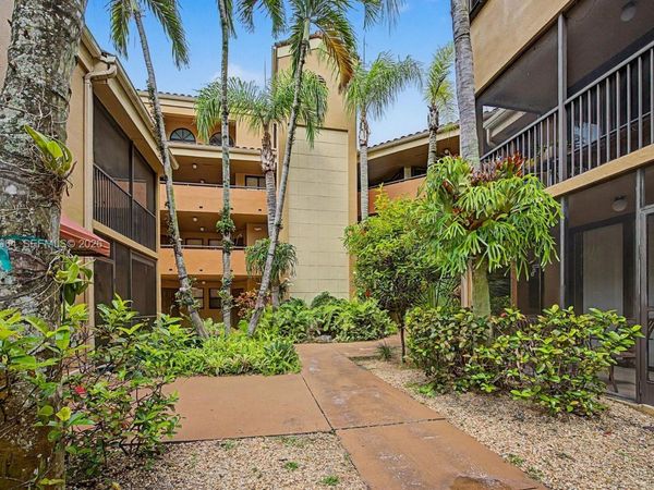 15575 N Miami Lakeway N , Unit 206, Miami Lakes, FL 33014