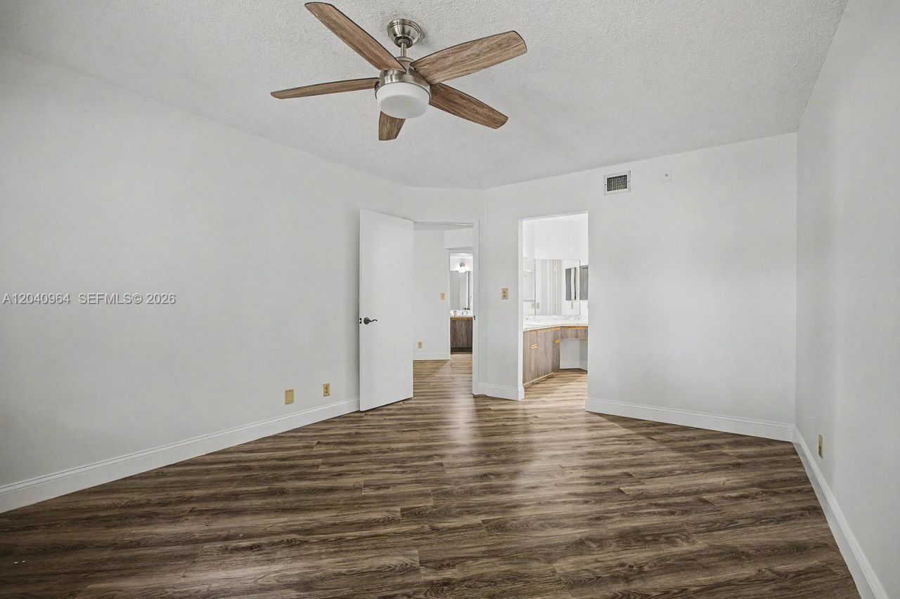 15575 Miami Lakeway N, Unit 206, Miami Lakes, FL 33014 Photo