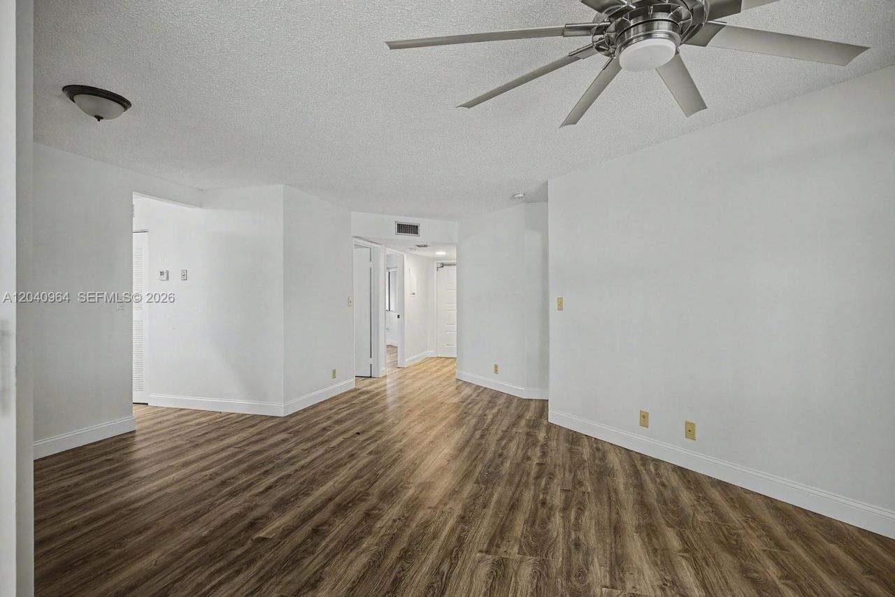 15575 Miami Lakeway N, Unit 206, Miami Lakes, FL 33014 Photo