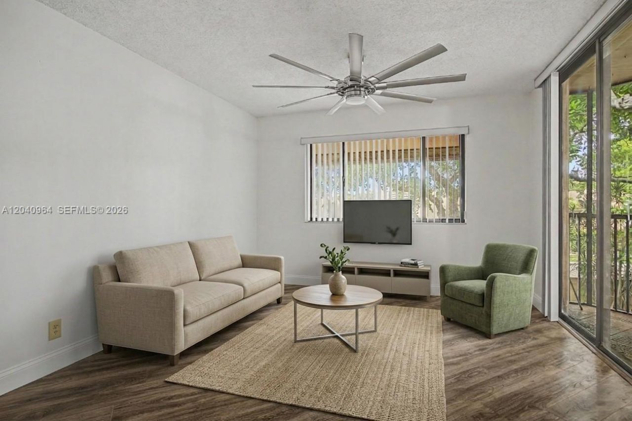 15575 Miami Lakeway N, Unit 206, Miami Lakes, FL 33014 Photo