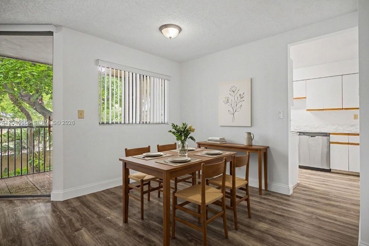 15575 Miami Lakeway N, Unit 206, Miami Lakes, FL 33014 Photo
