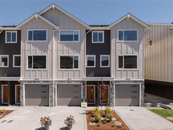 2862 Apex Close, Langford, BC V9B 7H1