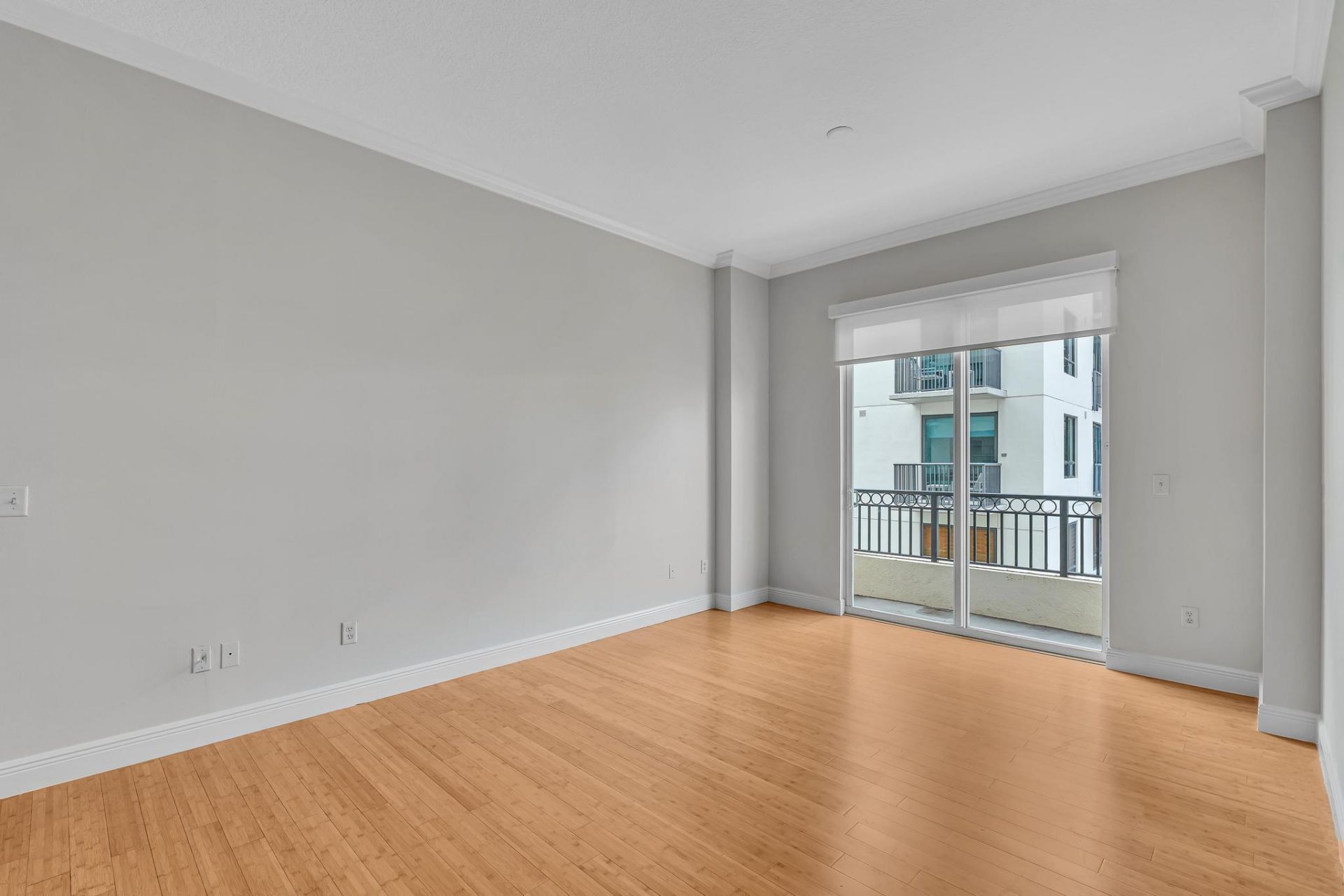 600 S Dixie Highway, Unit 439, West Palm Beach, FL 33401 Photo