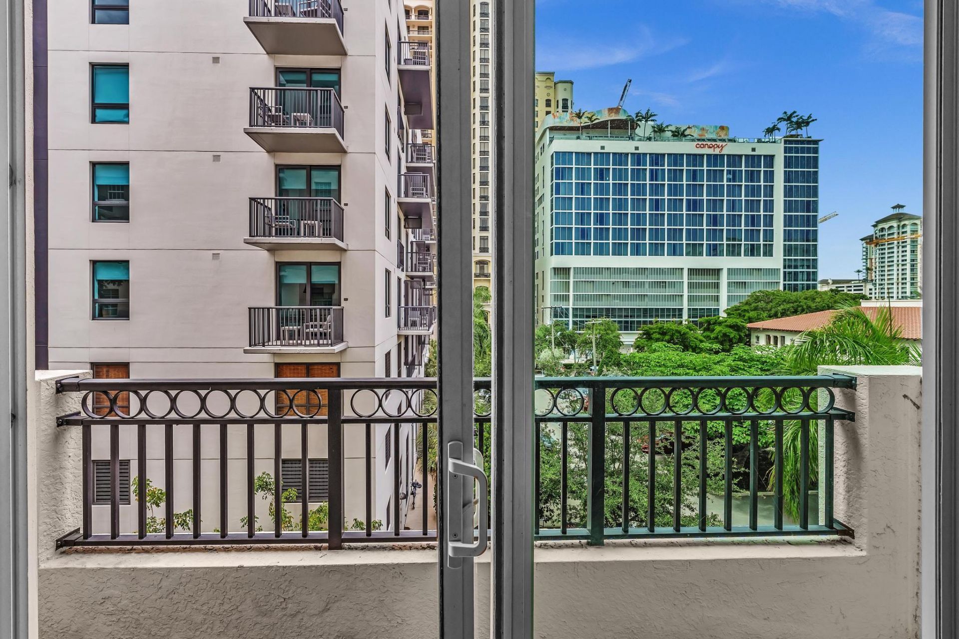600 S Dixie Highway, Unit 439, West Palm Beach, FL 33401 Photo