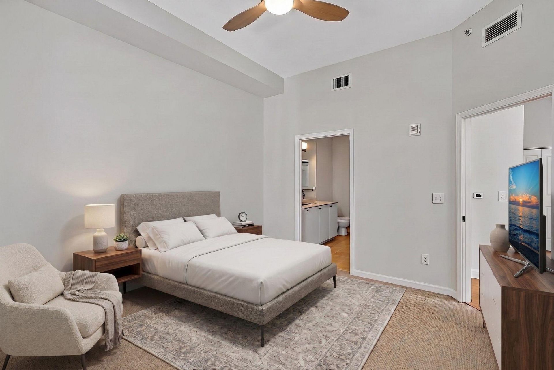 600 S Dixie Highway, Unit 439, West Palm Beach, FL 33401 Photo