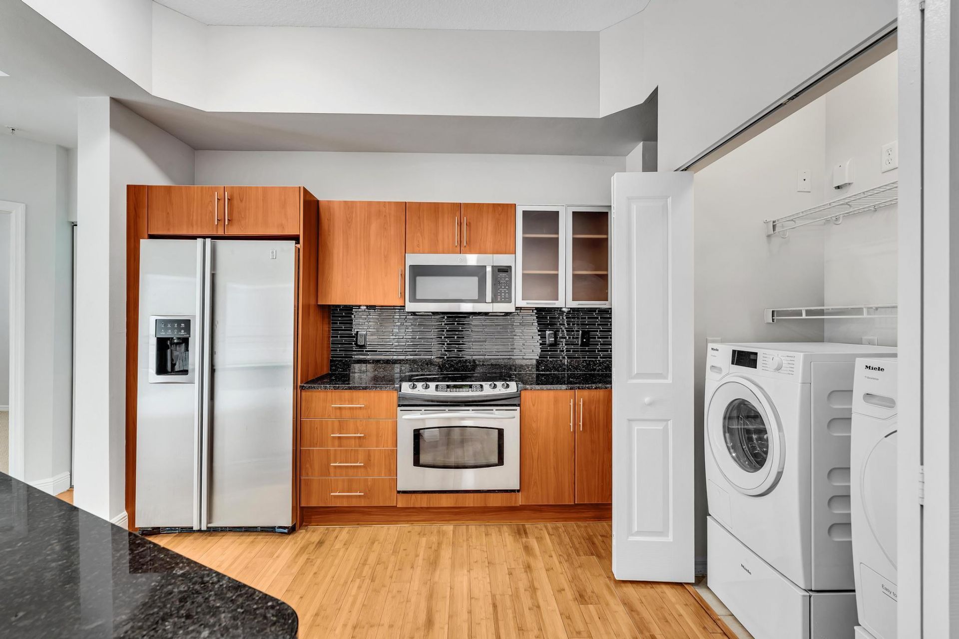 600 S Dixie Highway, Unit 439, West Palm Beach, FL 33401 Photo