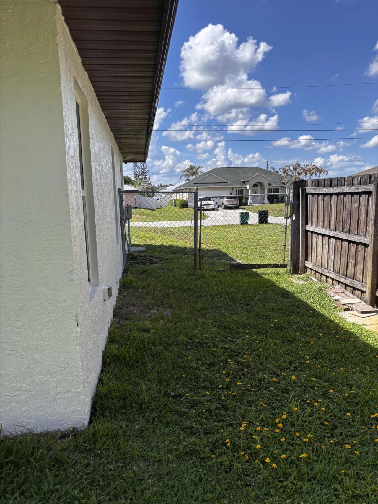 450 SW Eyerly Avenue, Port Saint Lucie, FL 34983 Photo