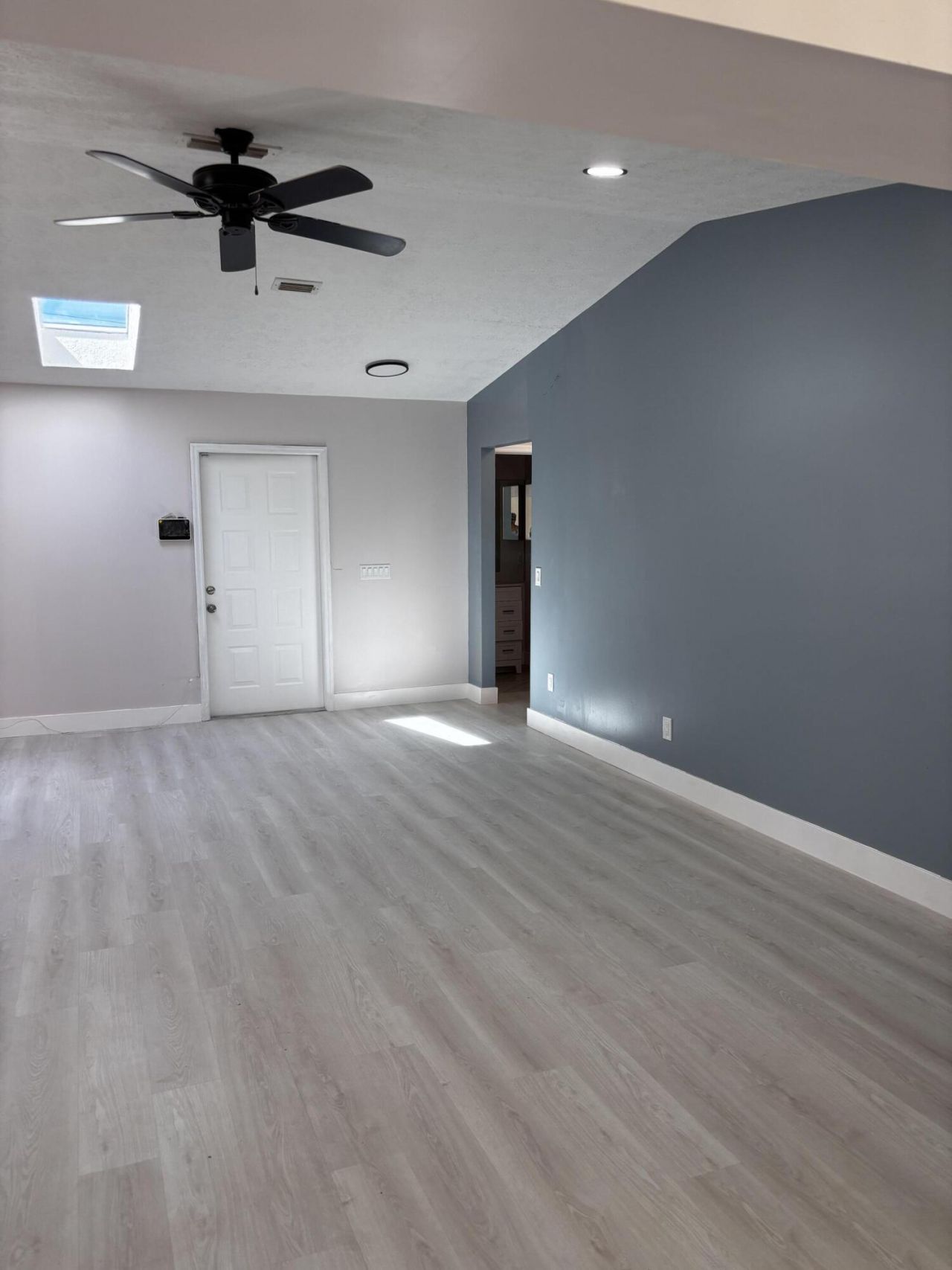 450 SW Eyerly Avenue, Port Saint Lucie, FL 34983 Photo