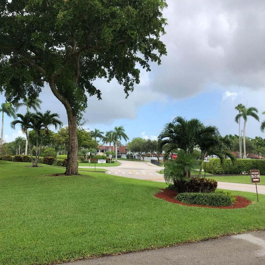 7286 Huntington Lane, Unit 303, Delray Beach, FL 33446 Photo