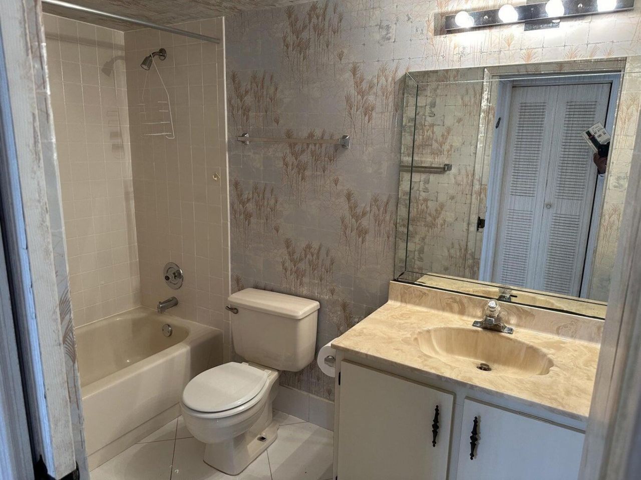7286 Huntington Lane, Unit 303, Delray Beach, FL 33446 Photo