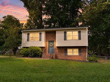 108 Sweeney Circle, Forest, VA 24551