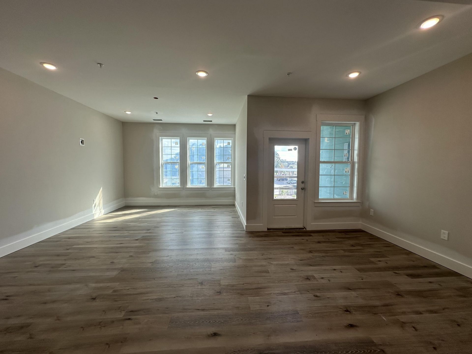 1000 Marisco Drive Photo 8
