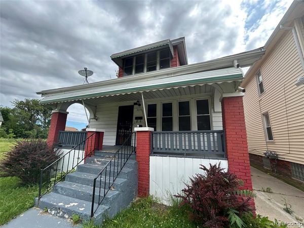 5050 Seminole Street , Detroit, MI 48213