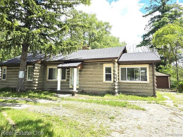 20980 Evergreen Road, Southfield, MI 48075
