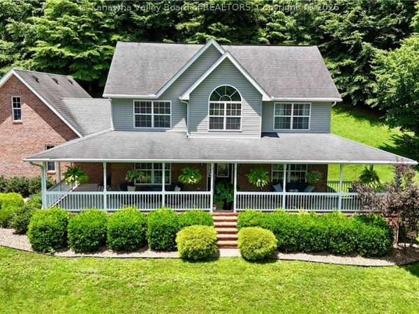 215 Seneca Valley Estates, Charleston, WV 25320
