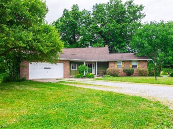11861 Hidden Lake Drive , Marshallville, OH 44645