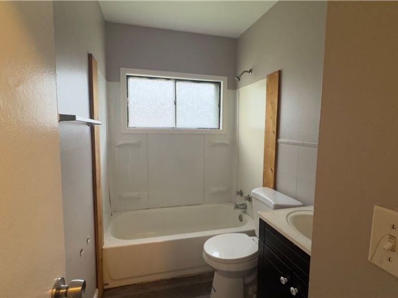 3016 Northgate Avenue, Unit 1/2, Liberty, OH 44505 Photo 8