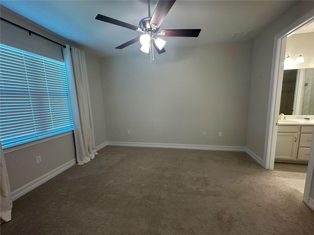 240 Ibiza Loop, Venice, FL 34292 Photo