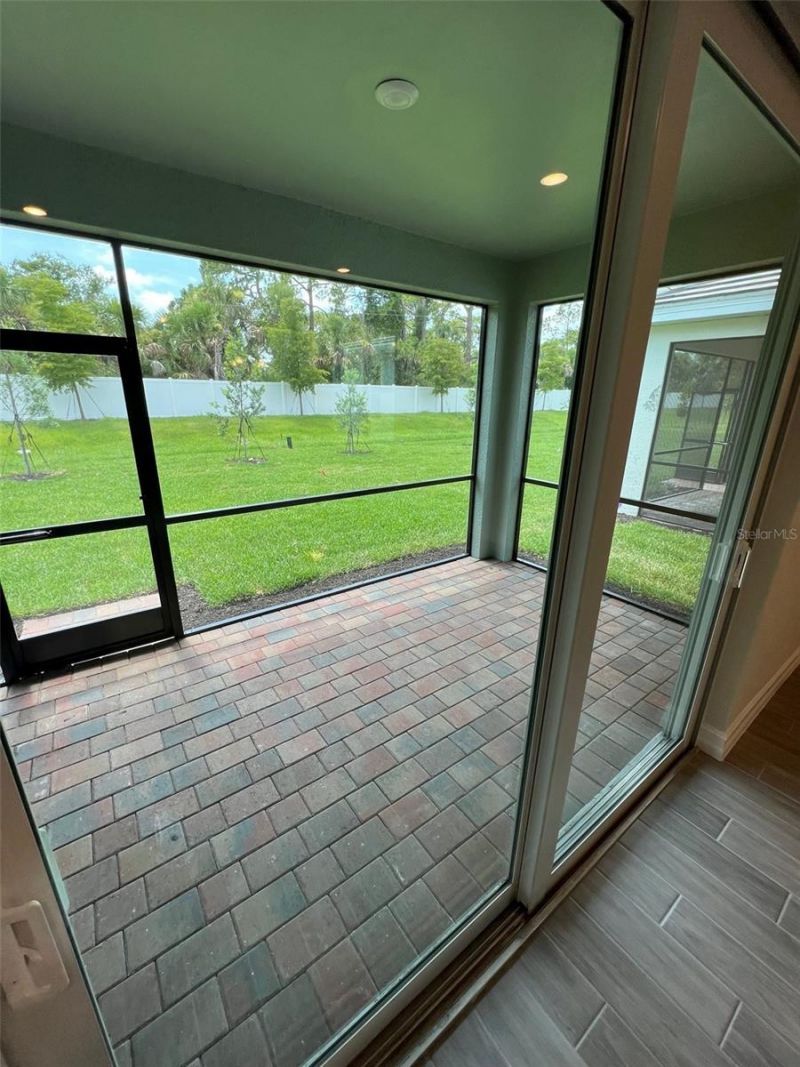 240 Ibiza Loop, Venice, FL 34292 Photo