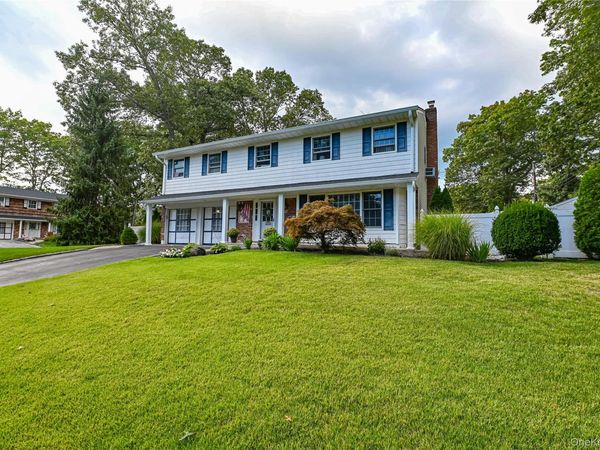 23 Hurtin Boulevard, Smithtown, NY 11787