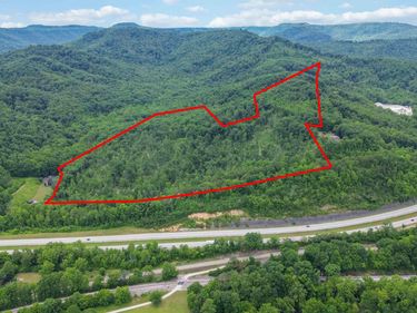 999 Happy Hollow Road, Williamsburg, KY 40769