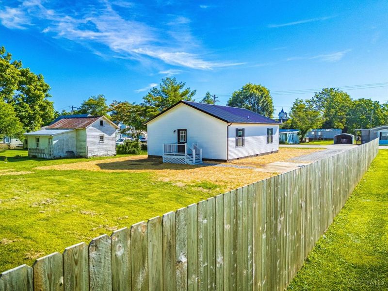 77 Columbia Street, Seaman, OH 45679 Photo 5