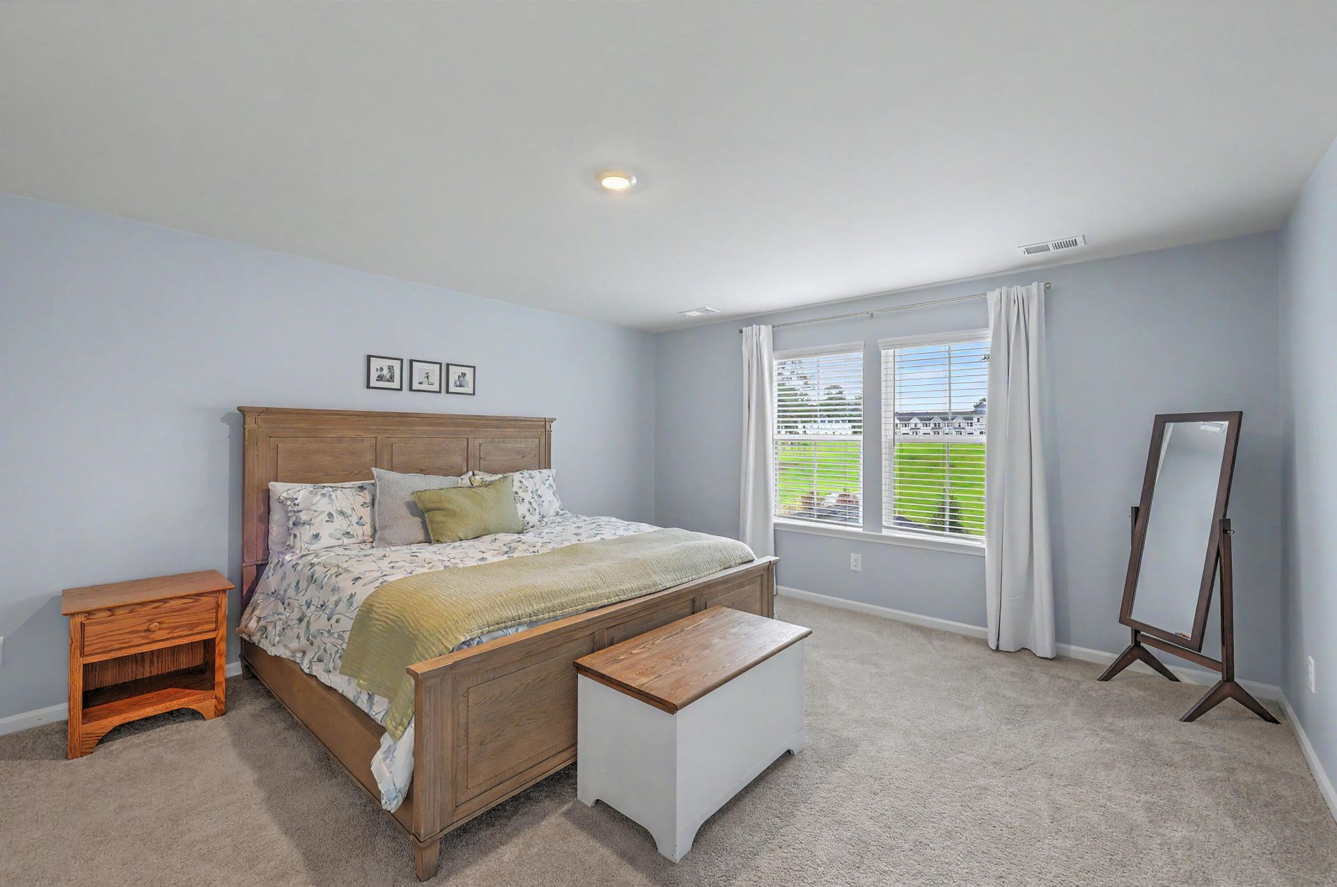 411 Cropfield Drive Photo 32